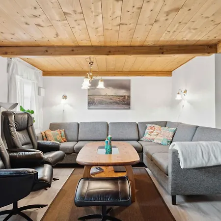 Villa Cozy With A View Of The North Sea