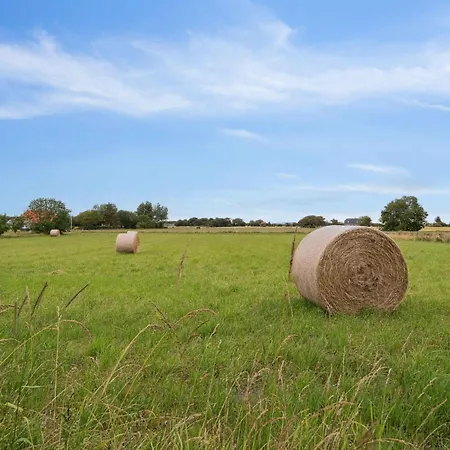 Villa Cozy With A View Of The North Sea *