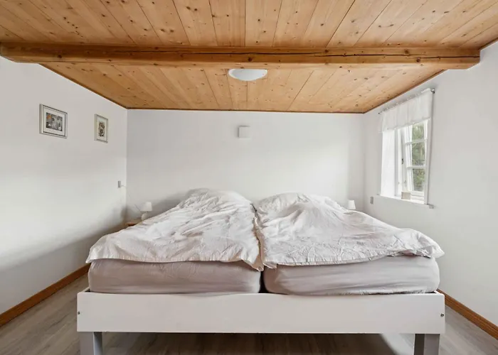 Cozy With A View Of The North Sea *