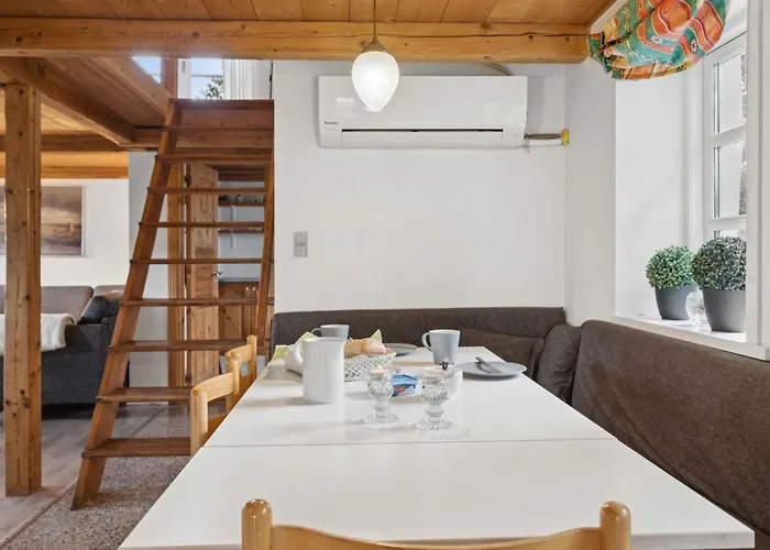 Villa Cozy With A View Of The North Sea *