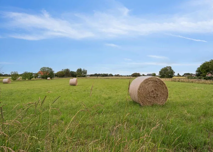 Villa Cozy With A View Of The North Sea *