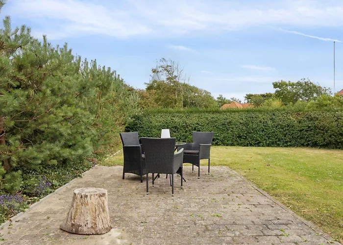 Cozy With A View Of The North Sea *